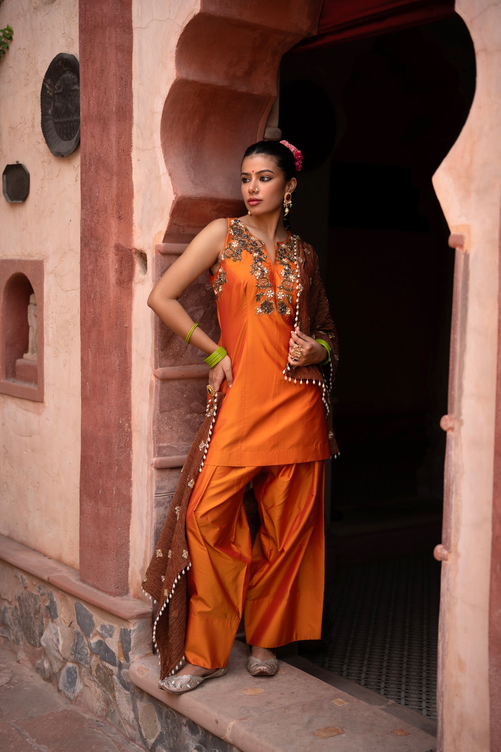 Kesariya Noor Hand-Embroidered Farshi Set