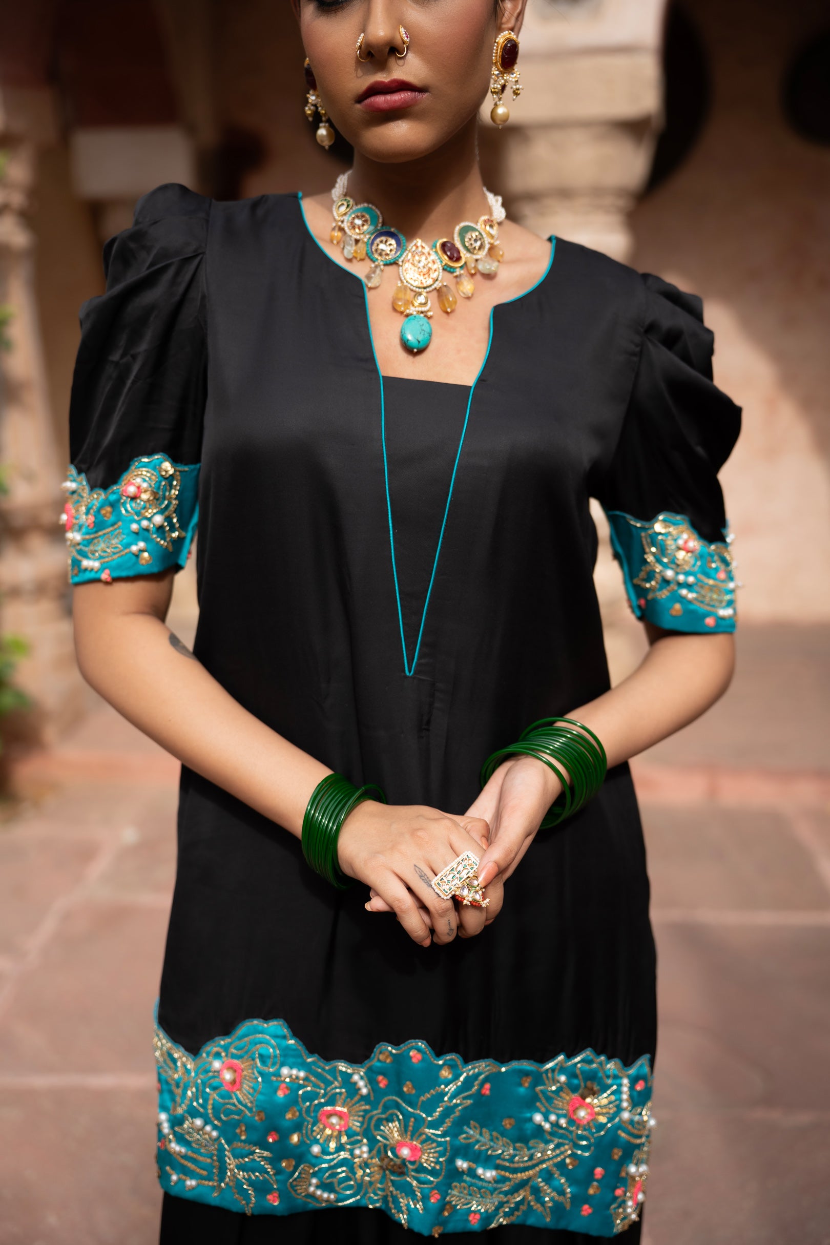 Midnight Noir Hand-Embroidered Farshi Set