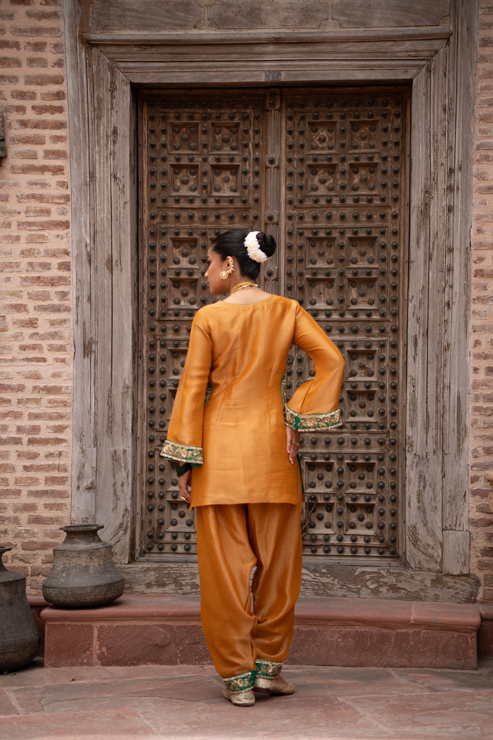 Surmayi Sunehri Hand-Embroidered Balloon Salwar Set